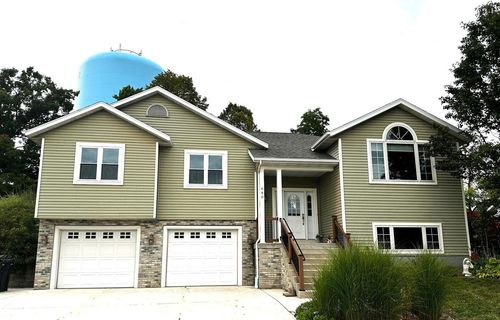 640 Richardson Avenue, Sheboygan Falls, WI, 53085 | Card Image