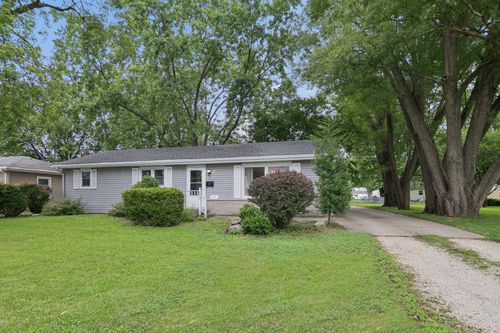 660 Jonette Ave, Bradley, IL, 60915-1122 | Card Image