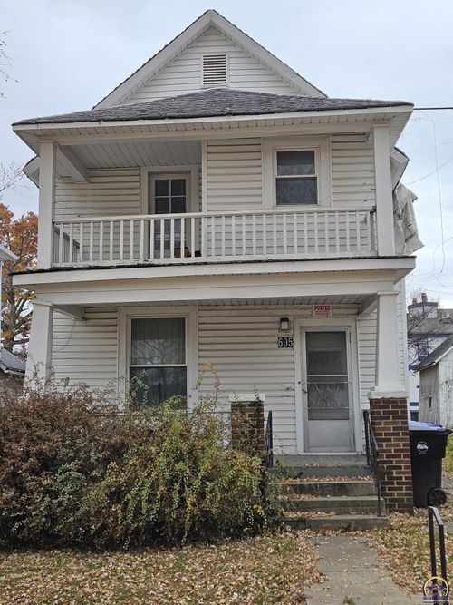 605 Sw 8th Ave, Topeka, KS, 66603-3207 | Card Image