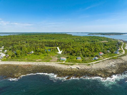 252 Seashore Avenue, Portland, ME, 04108 | Card Image