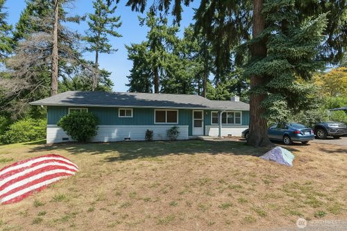230 Se 8th Avenue, Oak Harbor, WA, 98277 | Card Image