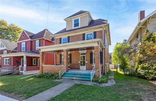 445 5th Ave, New Kensington, PA, 15068-6622 | Card Image