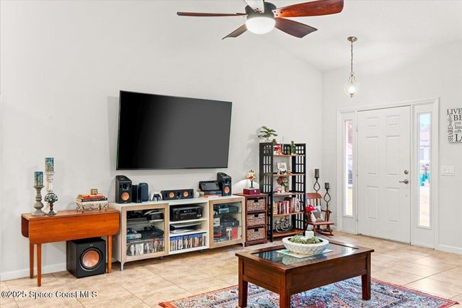 Kitchen | Image 9