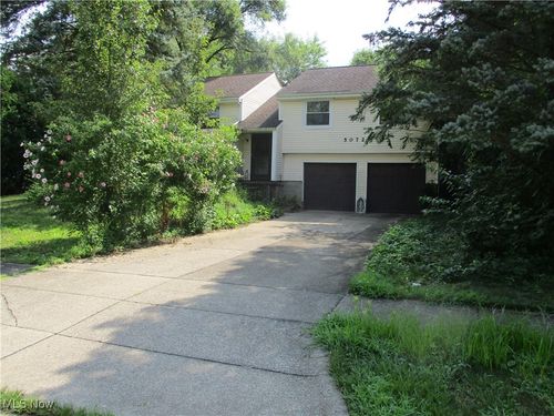 5072 Commanche Trl, Stow, OH, 44224-1270 | Card Image