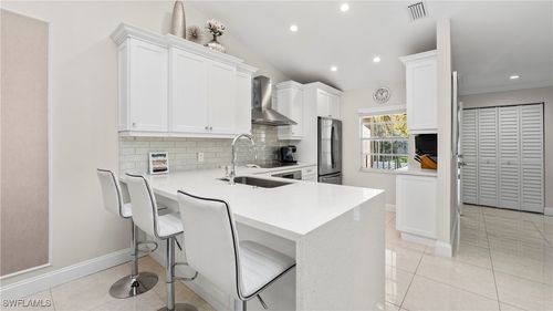 apt-201-1714 Kings Lake Blvd, NAPLES, FL, 34112-5320 | Card Image