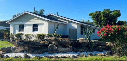 462 S Haverhill Rd, West Palm Beach, FL, 33415-2805 | Card Image
