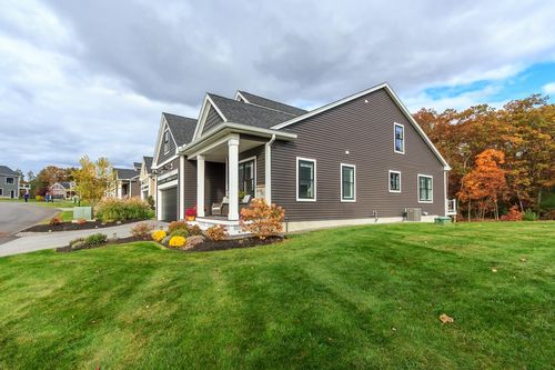 2 Del Ray Dr, Windham, NH, 03087-1838 | Card Image