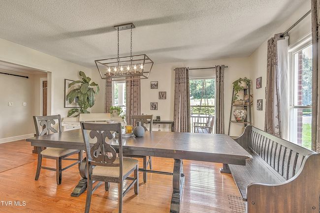 22643 Twin Oaks Rd, House other with 5 bedrooms, 4 bathrooms and null parking in Abingdon VA | Image 9