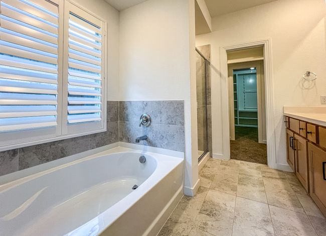 2004 Jumper Fields Dr, House other with 3 bedrooms, 3 bathrooms and null parking in Aubrey TX | Image 5