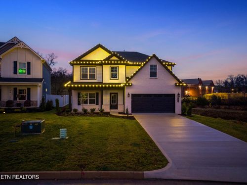 1314 Fort Craig Trl, Maryville, TN, 37803-4125 | Card Image