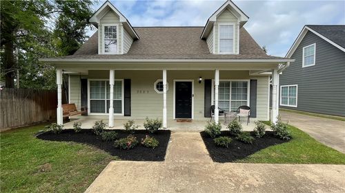 3689 Holick Ln, Bryan, TX, 77801-3420 | Card Image