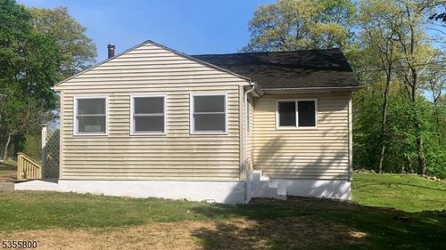 315 Tulsa Trl, Hopatcong, NJ, 07843-1238 | Card Image