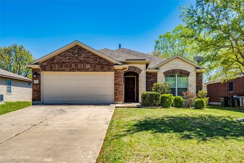 293 Buckingham Dr, Kyle, TX, 78640-5821 | Card Image