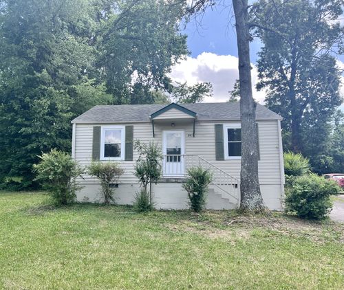 24 Maple St, Clarksville, TN, 37042-6419 | Card Image
