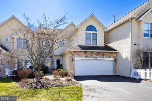 322 Saint Andrews Pl, BLUE BELL, PA, 19422-1290 | Card Image