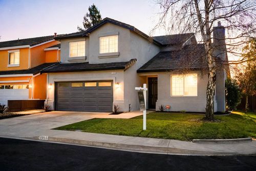 4905 4905 Apricot Ct, Castro Valley, CA, 94546 | Card Image