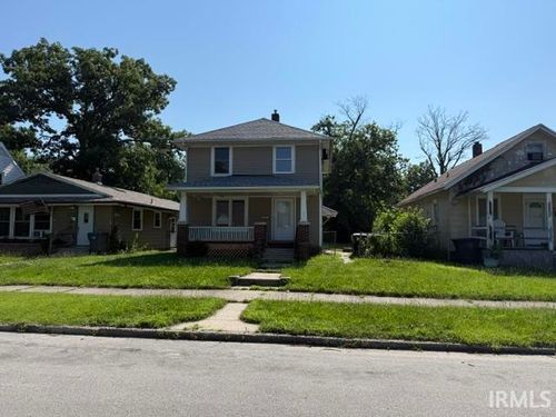 810 Huey St, South Bend, IN, 46628-2507 | Card Image