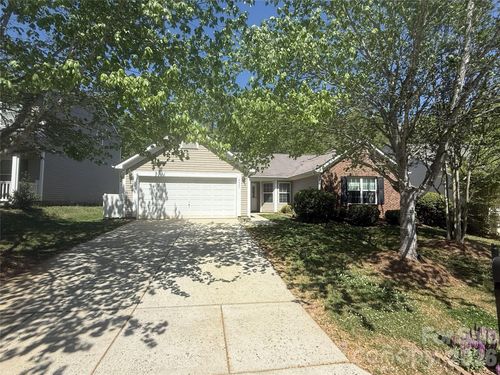 2457 Marthas Ridge Dr, Statesville, NC, 28625-8362 | Card Image