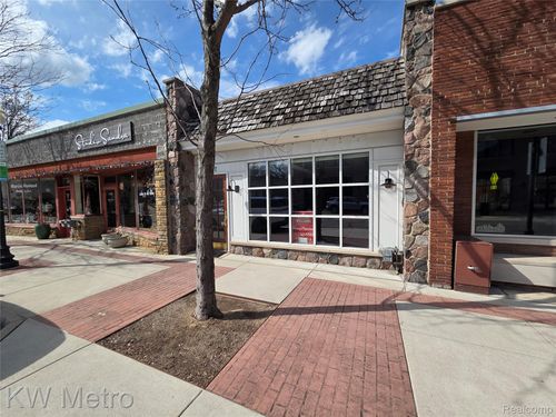 417 E 4th St, Royal Oak, MI, 48067-2758 | Card Image