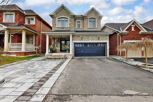 170 Crane St, Aurora, ON, L4G0W2 | Card Image