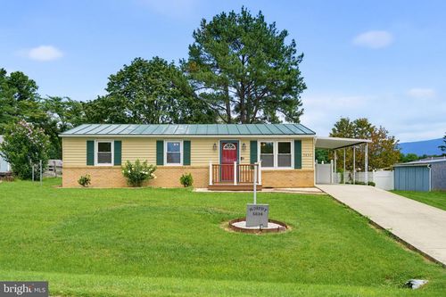5834 Broad St, Mount Jackson, VA, 22842-9435 | Card Image