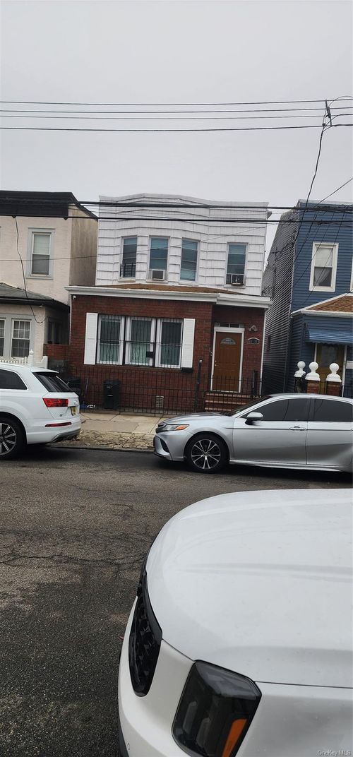 8814 80th St, Woodhaven, NY, 11421-2432 | Card Image