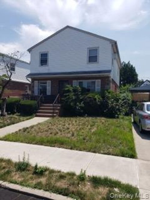 22724 Murdock Ave, Queens Village, NY, 11429-2731 | Card Image