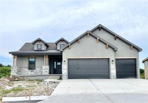 13021 W 174th Pl, Overland Park, KS, 66221-7175 | Card Image