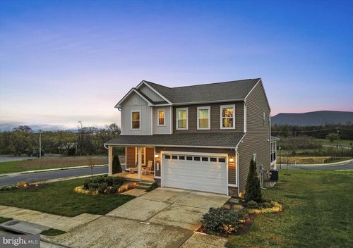 105 Cedar Spring Dr, STRASBURG, VA, 22657-4371 | Card Image