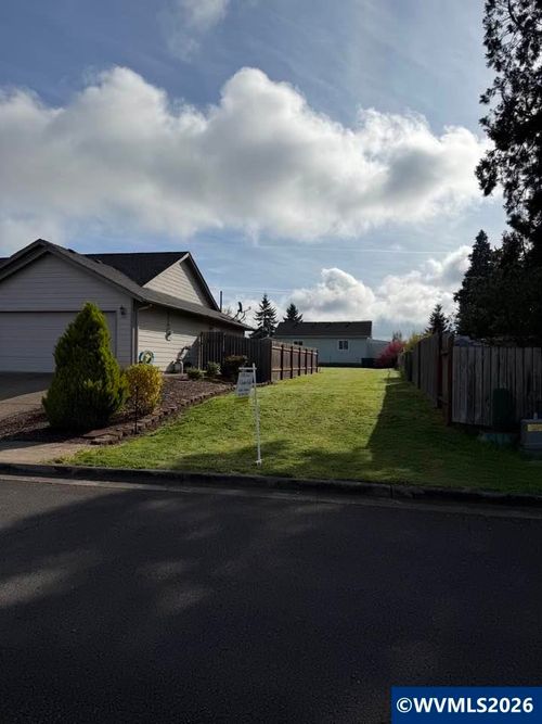 522 12th St, Aumsville, OR, 97325 | Card Image