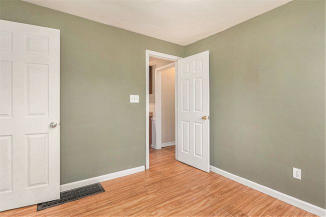 23128 Carlisle Ave, House other with 2 bedrooms, 1 bathrooms and null parking in Hazel Park MI | Image 14