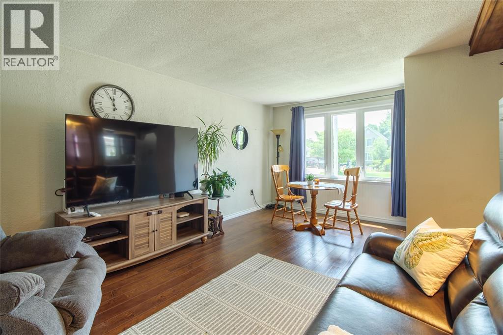 Residential in Sarnia 4