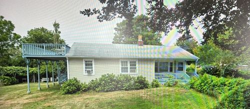 64 Hemlock Avenue, Narragansett, RI, 02882 | Card Image