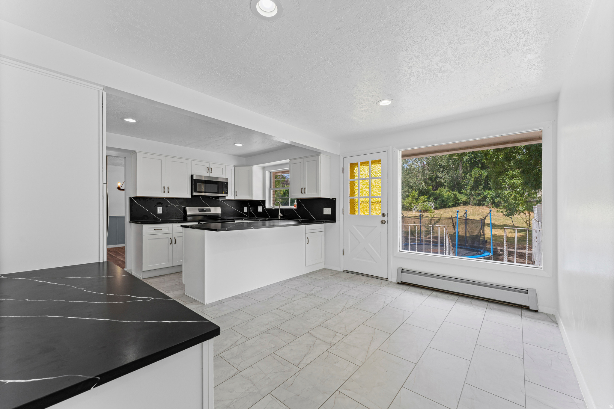 Residential in Pleasant View 4