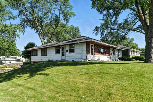9101 Morgan Ave S, Bloomington, MN, 55431-2219 | Card Image