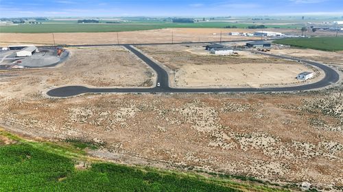 201 Legacy Ln, Moses Lake, WA, 98837-7010 | Card Image
