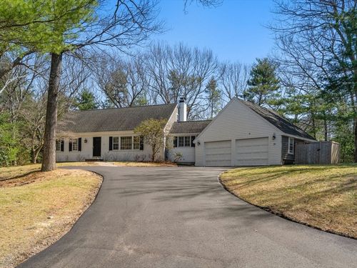 31 James Rd, Duxbury, MA, 02332-4404 | Card Image