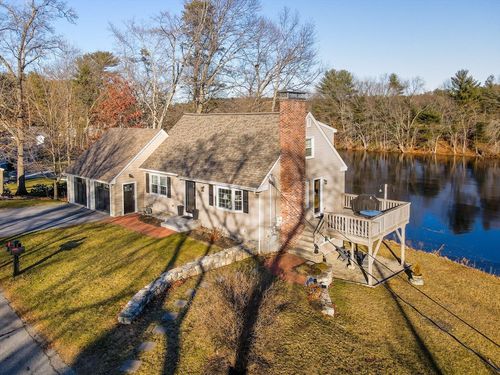 15 Roberts St, Chelmsford, MA, 01824-4870 | Card Image