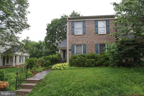 8648 Fountain Valley Dr, MONTGOMERY VILLAGE, MD, 20886-5644 | Card Image