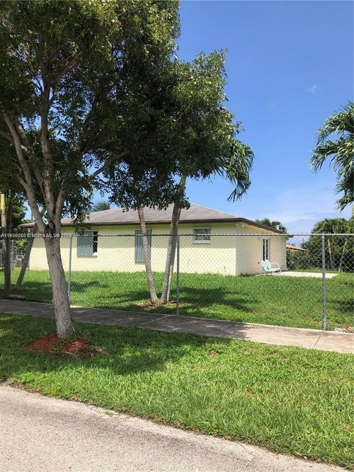 11896 Sw 224th St, Miami, FL, 33170-4647 | Card Image