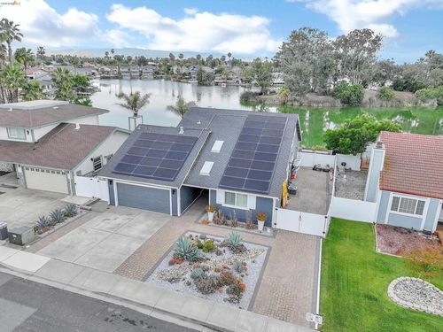 1432 Willow Lake Rd, Discovery Bay, CA, 94505-1219 | Card Image