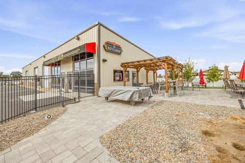 2305 Industry Ln, Yakima, WA, 98901 | Card Image