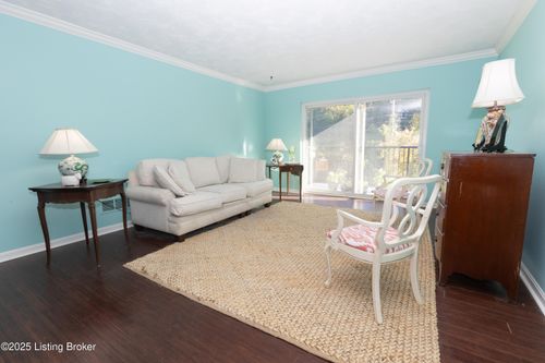 3f-740 Zorn Ave, Louisville, KY, 40206-1449 | Card Image