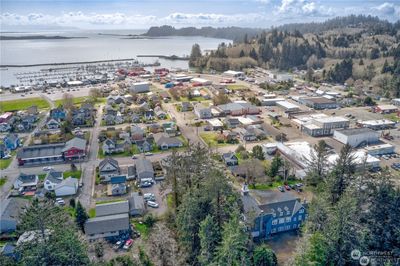 120 Williams Avenue Ne, House other with 14 bedrooms, 10 bathrooms and 2 parking in Ilwaco WA | Image 2