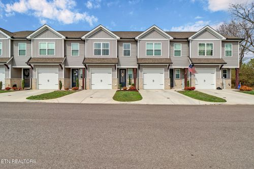 495 Harper Village Way, Lenoir City, TN, 37771-2155 | Card Image