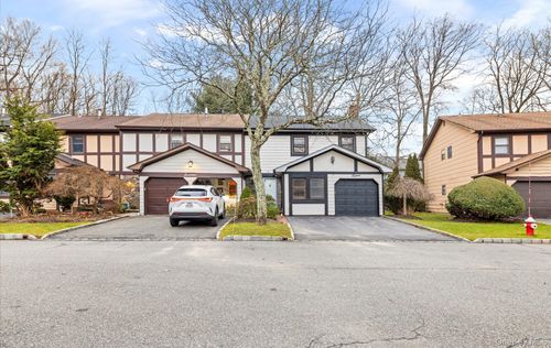 15 Pond Path, Woodbury, NY, 11797-2414 | Card Image