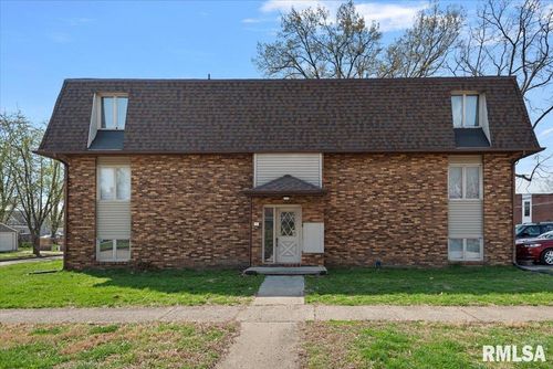 102 W Scarritt St, Springfield, IL, 62704 | Card Image