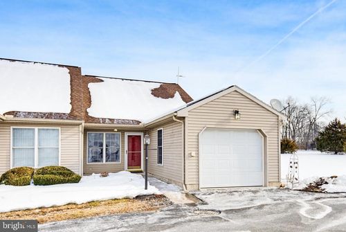 3126 Nittany Dr, York, PA, 17315-4251 | Card Image