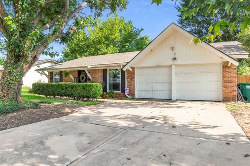 4725 Highgrove Dr, Fort Worth, TX, 76132-2315 | Card Image