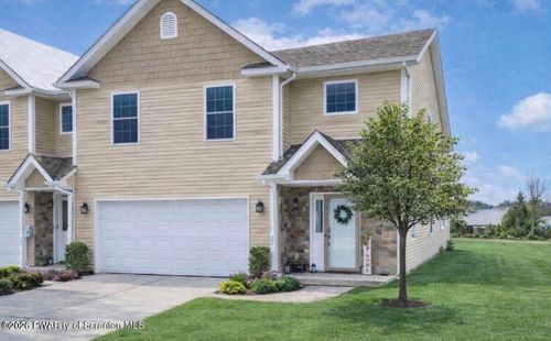 233 Shadow Wood Cir, Archbald, PA, 18403-7706 | Card Image
